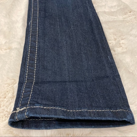 Miss Me Woman’s Size 25 Embellished Dark Wash Straight Jeans - Picture 13 of 14